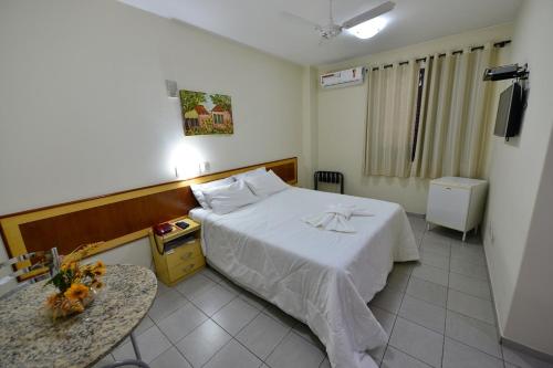 2 twin beds