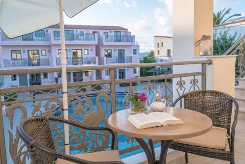 Flamingos Hotel Apartments Room Type - Superior Maisonette with Pool View