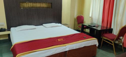 Holiday Cottage Inn, Sinhagad Fort
