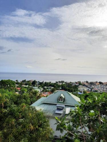 Maison de 2 chambres avec vue sur la mer jardin amenage et wifi a Pointe Noire