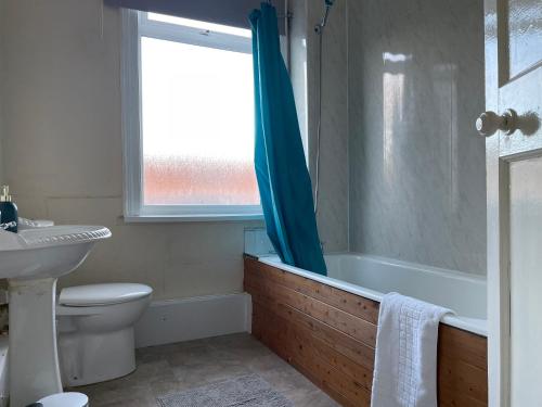 Spacious home in Doncaster nr city centre/train st
