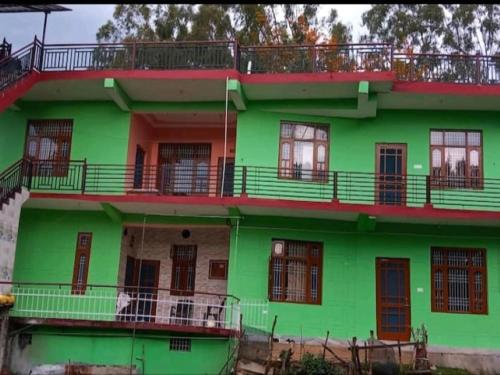 Kantas Riverside Homestay