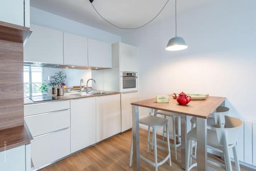 кухня, Lovely T2 4P - Wifi - Parking à Disney - Amy Rent (Lovely T2 4P - Wifi - Parking a Disney - Amy Rent) in Бюссі-Сен-Жорж