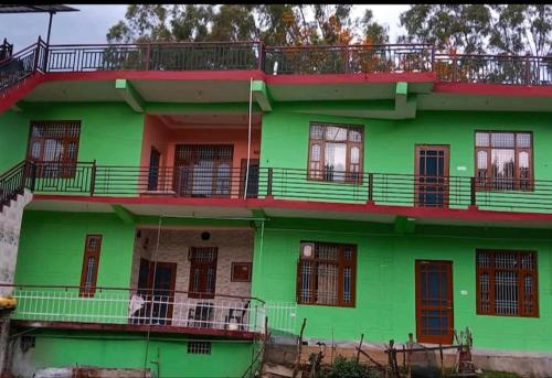 Kantas Riverside Homestay