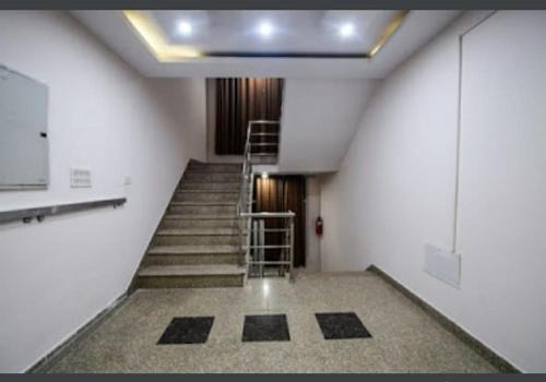 Hotel Grand Decor Inn