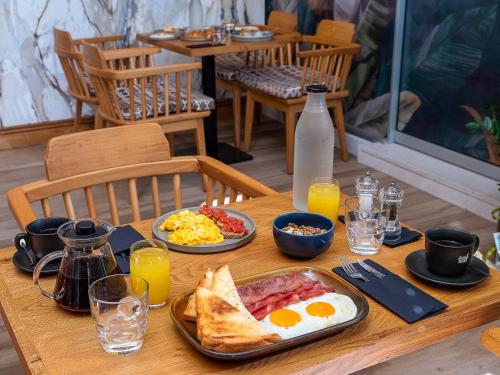 אוכל ומשקאות, Metropole Urban Hotel in האי כרתים