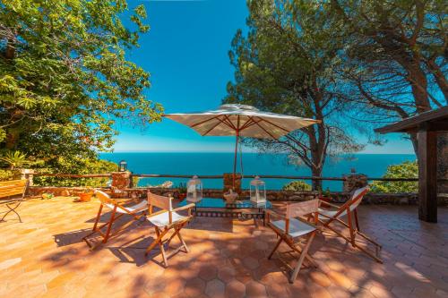  Villa dei Castagni con vista mare by Wonderful Italy in Cefalú