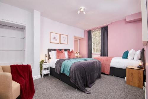 Elegant Apartment in Bath with Garden Sleeps 8 by PureStay, Bath (foto 10)
