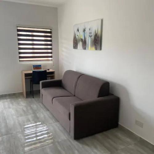 F10 Room 3, Private Room two single beds shared bathroom in shared Flat, Msida (Foto 4)