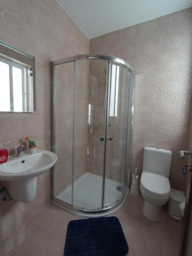 F10 Room 3, Private Room two single beds shared bathroom in shared Flat, Msida (Foto 5)