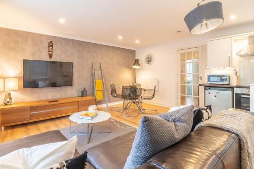 Merchant City Glasgow Green Apartment With Parking, Glasgow (photo 7)