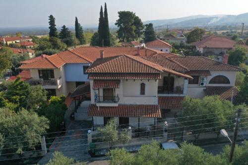Aigon Hotel - image 2