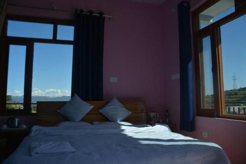 SHUBHAM HOME STAY MAJKHALI