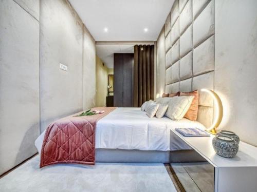 Stunning Apartment near Avenue Liberdade - image 6