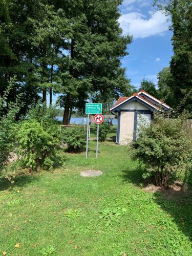 Ferienwohnung Zum Schloß in 哈爾伯