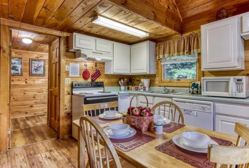 Sugar Bear Lodge - image 13