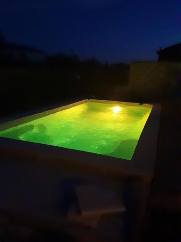 Villa de 3 chambres avec piscine privee jardin clos et wifi a Saint Saturnin les Apt