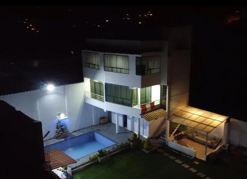 . Villa blanca