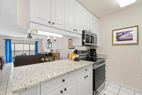 Blue Palm - image 5