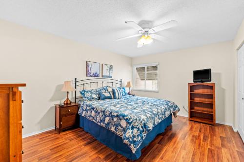 Blue Palm - image 8
