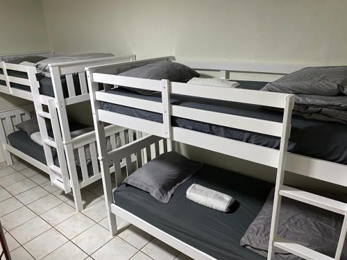 Single Size BOTTOM Bunk Bed - Mixed Shared ROOM Miami