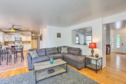 Charming Getaway Near Chatfield State Park! - image 8