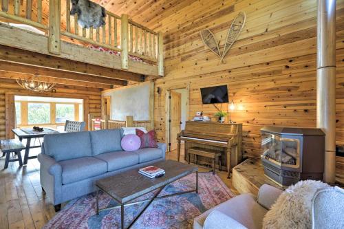 Peaceful Mesa Escape with Picture-Perfect Views - main image