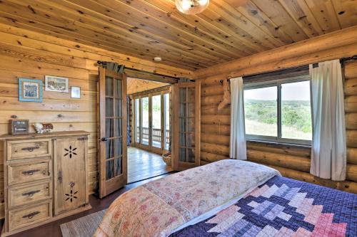 Peaceful Mesa Escape with Picture-Perfect Views - image 11