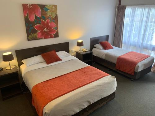 普魯格曼斯汽車旅館 (Ploughmans Motor Inn) in 霍舍姆