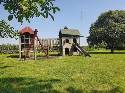 Játszótér, Hoeve Cobelli in Hoogcruts