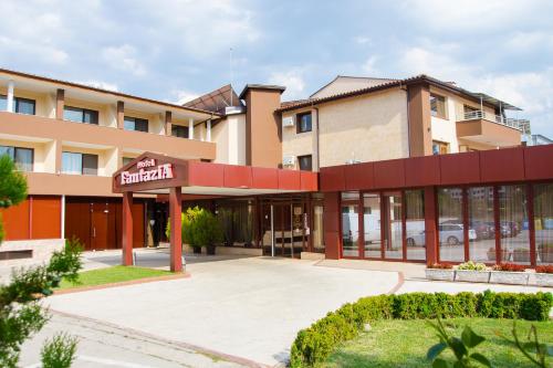 B&B Haskovo - Hotel Fantazia - Bed and Breakfast Haskovo