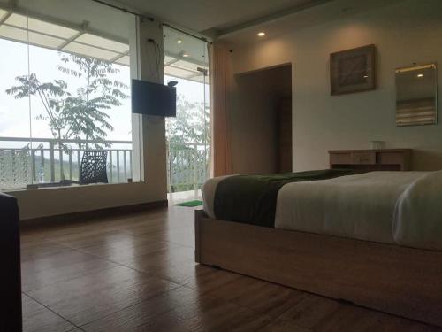 Sky High Inn
