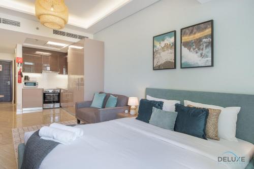 Delightful Studio at Samana Greens Arjan by Deluxe Holiday Homes