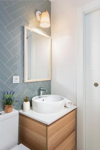 Three-Bedroom Apartment image 5