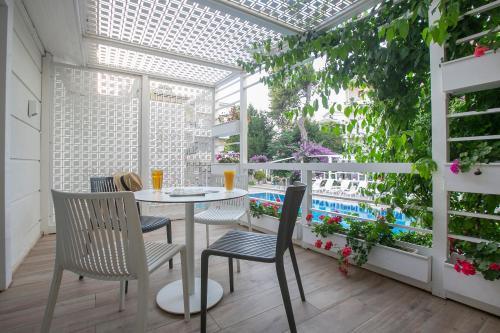 アスコット ホテル ブユカダ