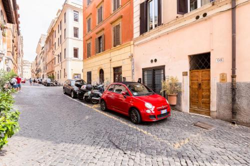 LIVING COLOSSEUM - image 10