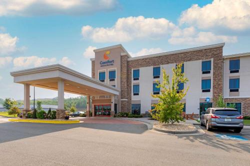 Comfort Inn & Suites East Ellijay