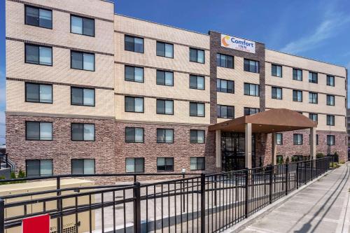 Comfort Inn JFK Airport - Hotel - Queens