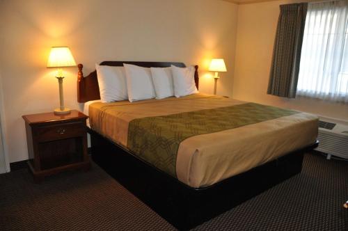 SureStay Hotel by Best Western Castro Valley