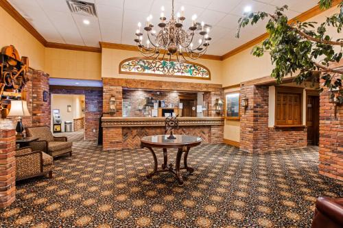 Best Western Parkway Inn & Conference Centre