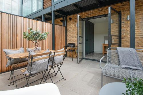 Home with sea views next to the beach! Home with sea views next to the beach!