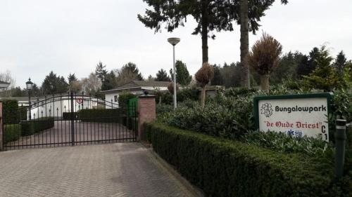Relax huisjes zijn luxe huisjes met een vaatwasser en zeer snel WIFI 5G en is voorzien van een nieuw