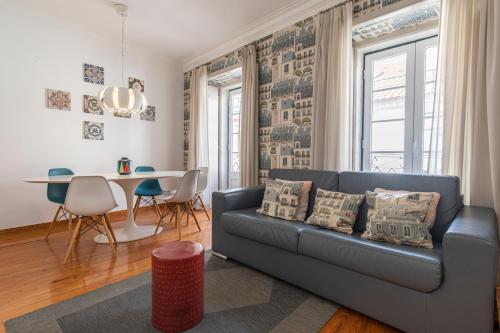 Condessa 2BDR Duplex by LovelyStay, Lisabon
