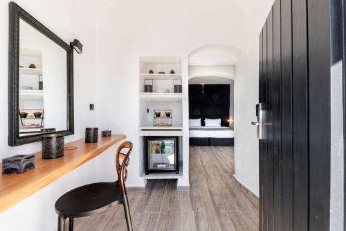 Pearl of Caldera Oia - Boutique Hotel by Pearl Hotel Collection