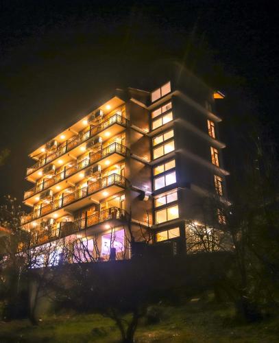 Entree, Smugglers Resort By West Western  in Manali