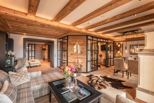 Legend Suite