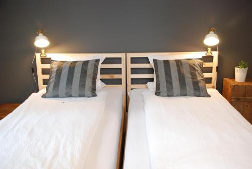 The Bed + Breakfast - image 13