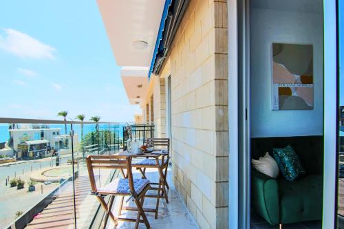 B&B Paphos - Phaedrus Living Seaside Luxury Flat Athina 21 - Bed and Breakfast Paphos