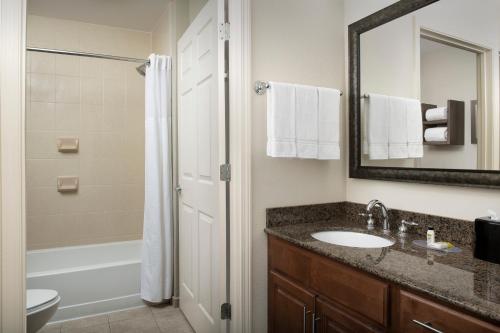 Staybridge Suites Greenville I-85 Woodruff Road, an IHG Hotel