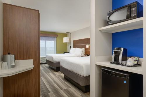 Holiday Inn Express - Tullahoma